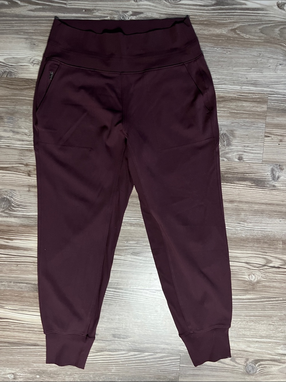 Athleta Venice High Rise Jogger Size Medium Purple Ribbed Detailing With Pockets